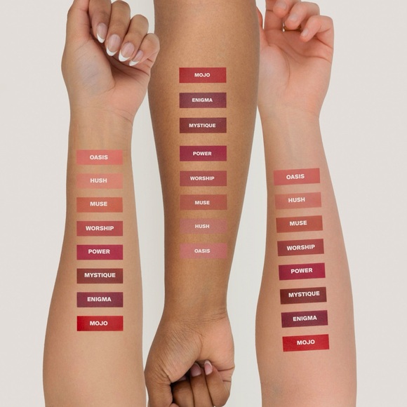 Beauty Society Hydrating Refillable Lipstick - Color: Worship - Magnetic closure - Picture 5 of 5